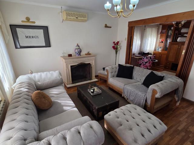 Casa en Alquiler en Los Fresnos 144, Pago Chico, Punta Alta