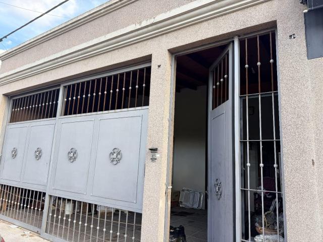 Casa en Alquiler en Los Hornos