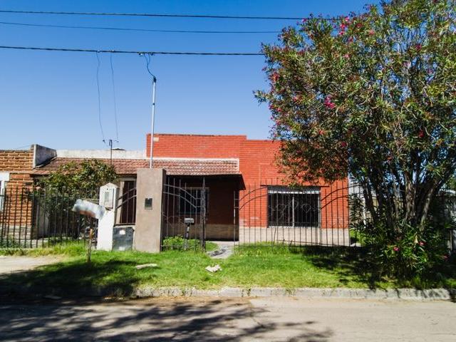 Casa en alquiler en Punta Alta