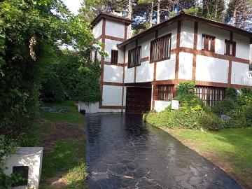Casa en alquiler en Pinamar