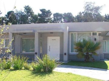 Casa en alquiler en Pinamar