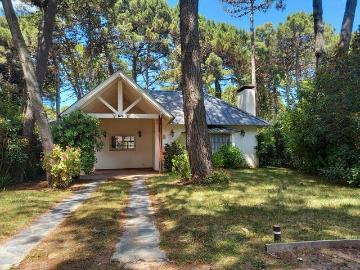 Casa en alquiler en Pinamar