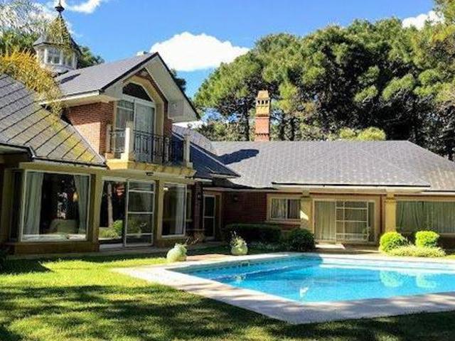 Casa en alquiler en Pinamar