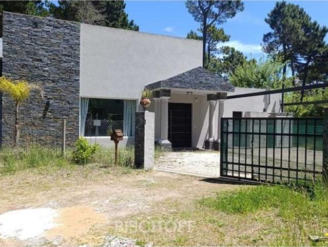 Casa en alquiler en Pinamar