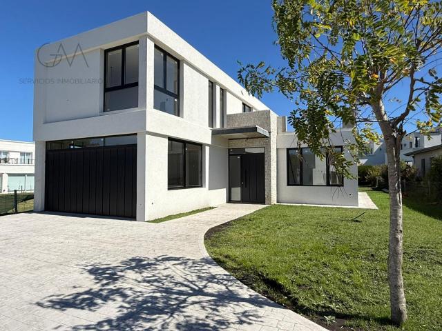 Casa en alquiler en Rumenco Joven ? 277m?