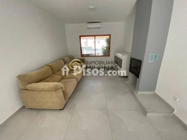 Casa en alquiler en Racó de L'Oix