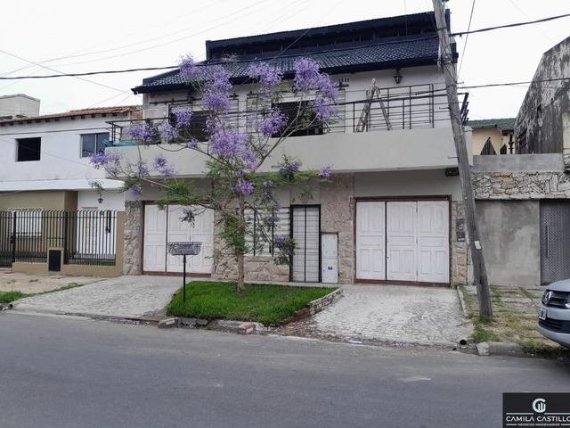 Casa en alquiler en Ramos Mejía