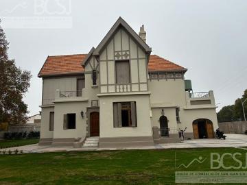 Casa en alquiler en Rawson