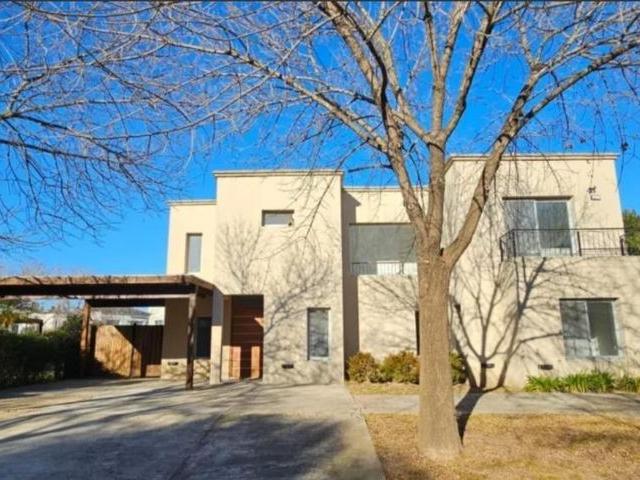 Casa en alquiler en Rincón de Milberg