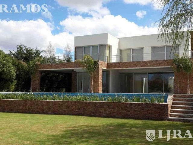 Casa en alquiler en Rincón de Milberg