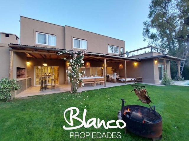 Casa en alquiler en Rincón de Milberg