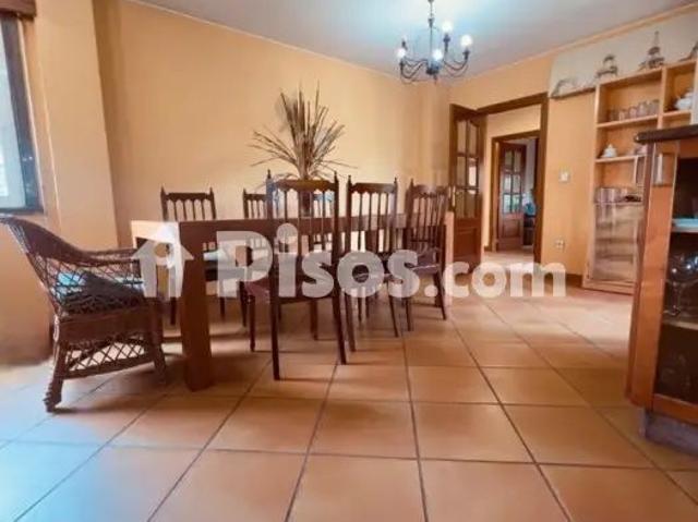 Casa en alquiler en Rosal O