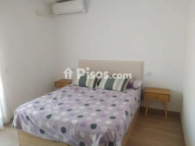 Casa en alquiler en Rosaleda Los Frutales