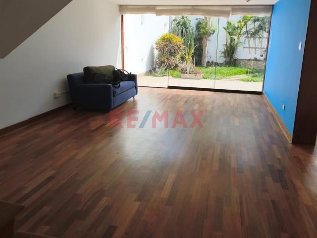 Casa En Alquiler En Surco 250 M2 | Amplitud, Confort Y Excelente Ubicación