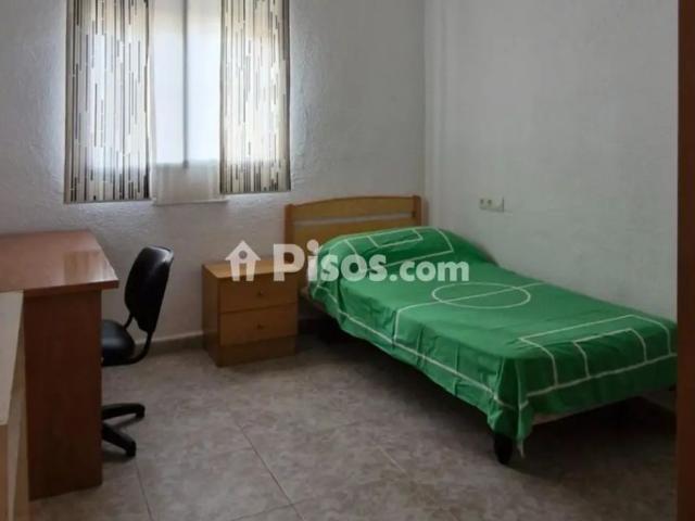 Casa en alquiler en San Ildefonso Hospital Real