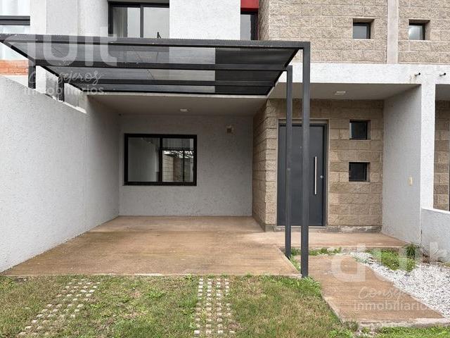 Casa en alquiler en Santa María