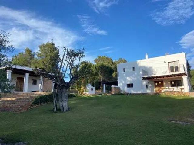 Casa en Alquiler en Santa Eulària des Riu