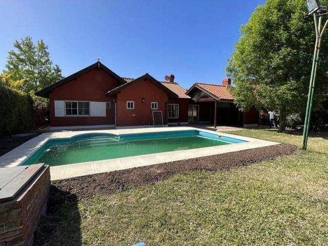 Casa en alquiler en Santa Inés