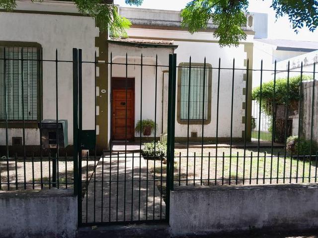 Casa en alquiler en Temperley