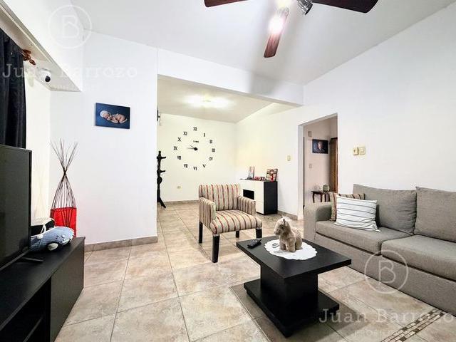 Casa en alquiler en Temperley