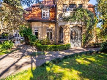 Casa en alquiler en Temperley - Jardín