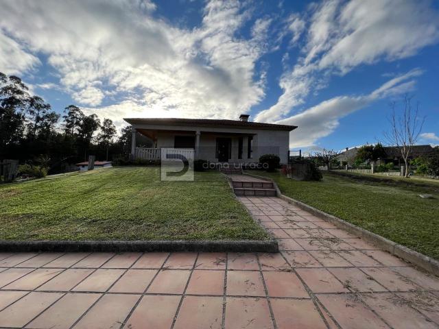 CASA EN ALQUILER EN TOMIÑO CON 900 M² DE PARCELA | 800 €/MES