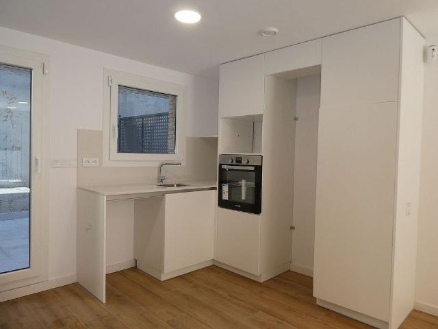 Casa pareada en alquiler en calle Centre, Torelló, de 200 m² 3 habitaciones por 1.290