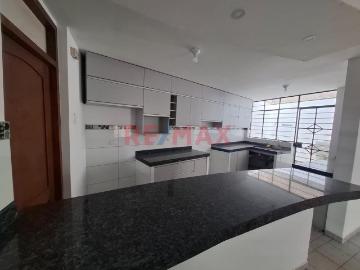 Casa en alquiler en Trujillo a S/2,000 al mes
