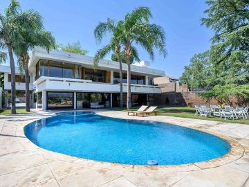 Casa en alquiler en Villa Allende