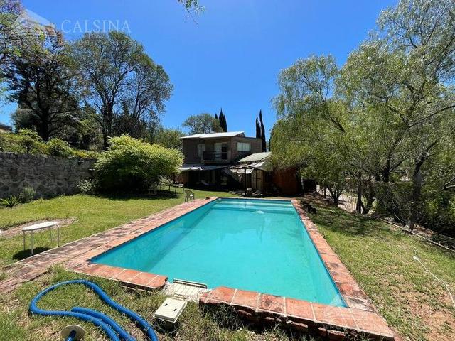 Casa en alquiler en Villa Allende