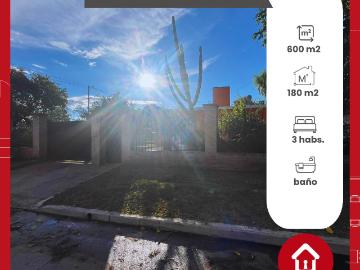 Casa en Alquiler en Villa Allende Parque
