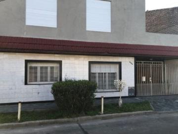 Casa en alquiler en Villa Dominico