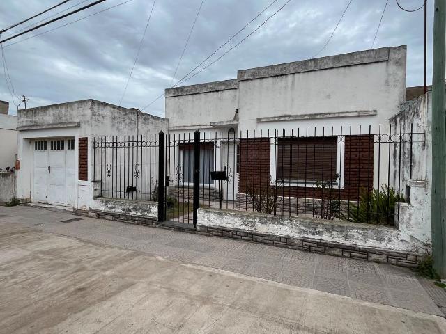 Casa en Alquiler en 1810 Nro 2066, Villa Rosas, Bahía Blanca