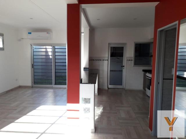 Casa en Alquiler en 132 Y 513, José Hernández