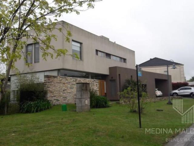 Casa en Alquiler Fincas de Iraola 2