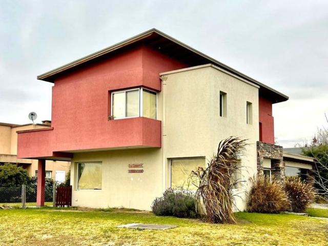 Casa en Alquiler Fincas de Iraola 2