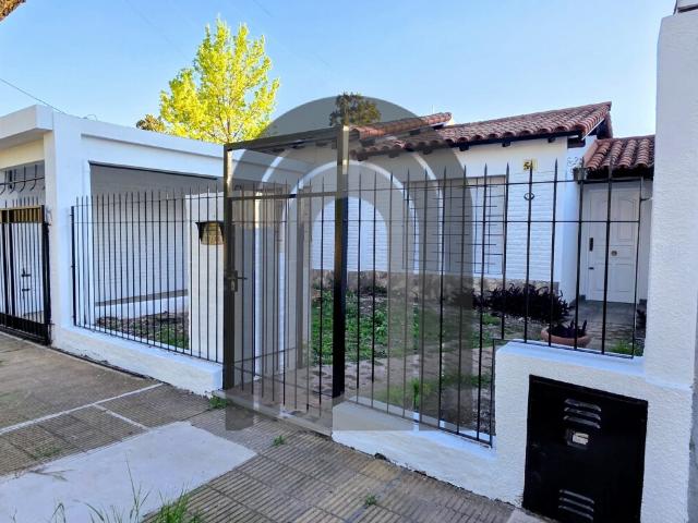 CASA EN ALQUILER ITUZAINGO NORTE