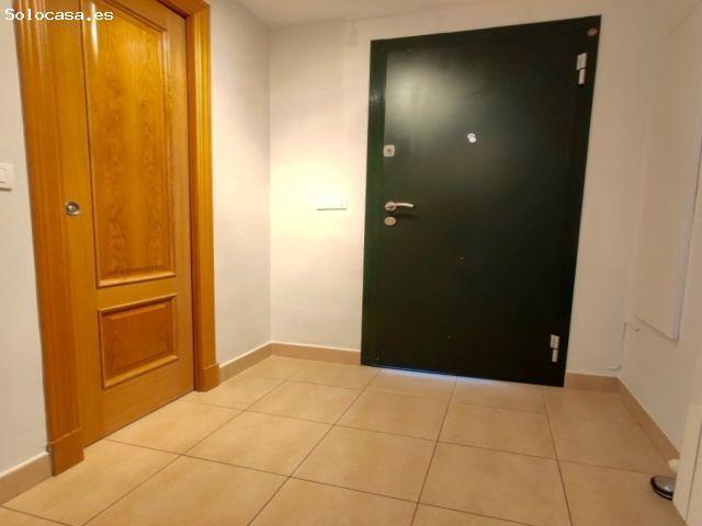 Casa en alquiler junto al Centro Comercial Nevada de Granada