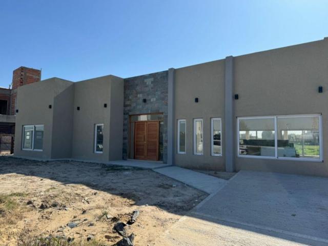 CASA EN ALQUILER LA ALAMEDA A ESTRENAR