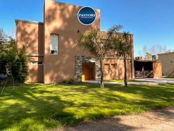 Casa en alquiler Los Tres Coniles 5 ambientes