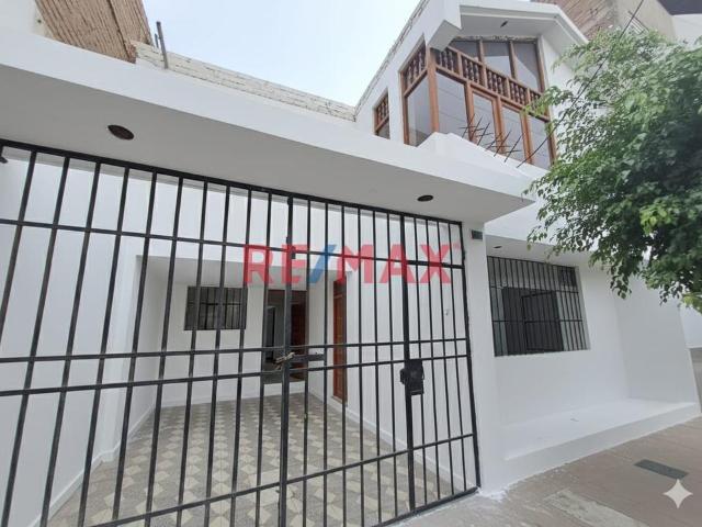 Casa En Alquiler Para Empresas Urb. Ana De Los Ángeles Chiclayo