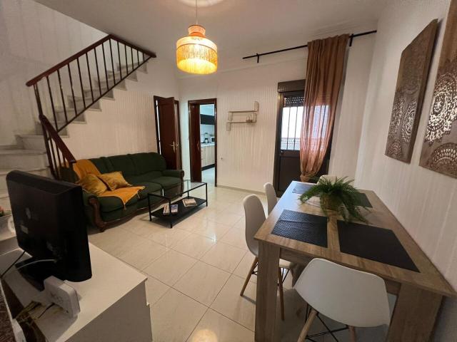 Casa en alquiler, Sevilla, Sevilla