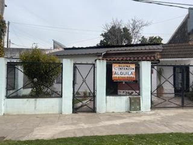 CASA EN ALQUILER SOBRE AV. GRAL BELGRANO Y 24. BERAZATEGUI OESTE