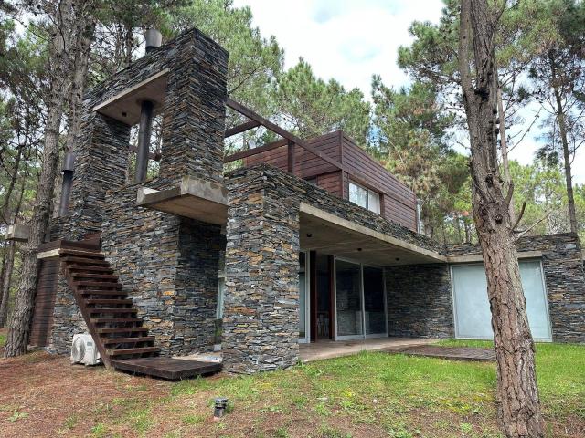 Casa en alquiler temporal Villa Robles Barrio Albatros