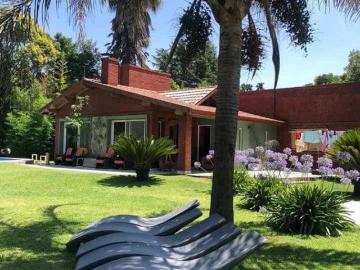 Casa en alquiler temporal 4 dormitorios 4 baÃ±os pileta y parque Ezeiza