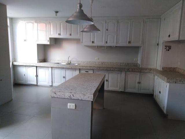 CASA EN ALQUILER URB. LOS GERANIOS, PIURA