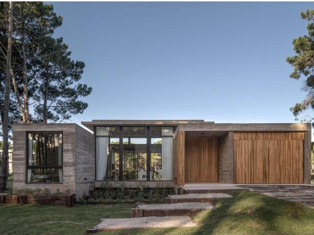 CASA EN ALQUILER VILLA ROBLES BRISAS 530