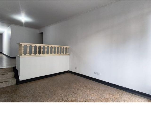 CASA EN ALQUILER Y VENTA LA ELVIRA PEREIRA