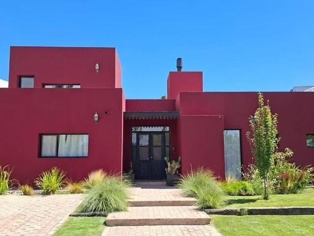 Casa EN ALQUILER