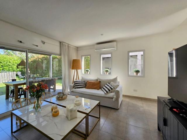 Casa EN ALQUILER